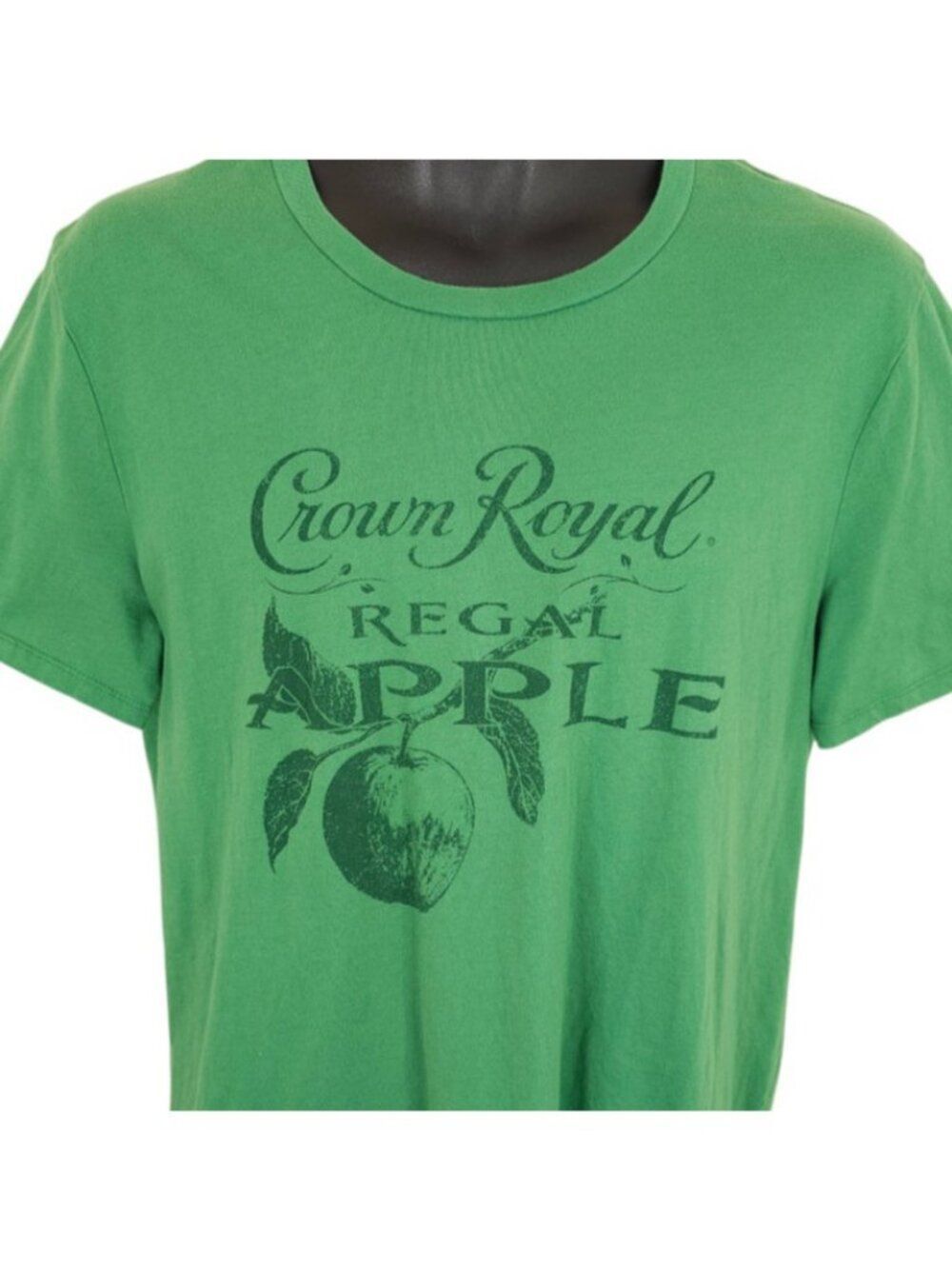Crown Royal Regal Apple Whisky T Shirt Mens Size Large Green Liquor Promo Tee